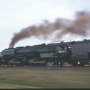 UP 3967 At Speed