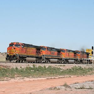 BNSF 4845 westbound at Rio Puerco