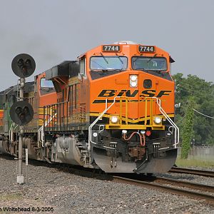 BNSF 7744