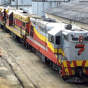 Locomotives in Mayrink 39