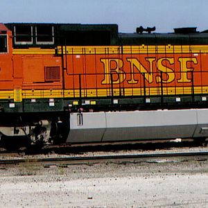 BNSF 805
