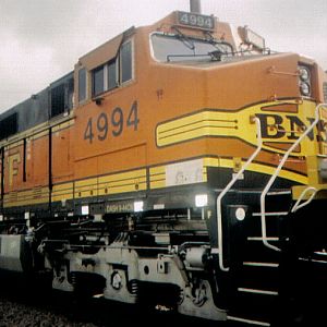 BNSF 4994