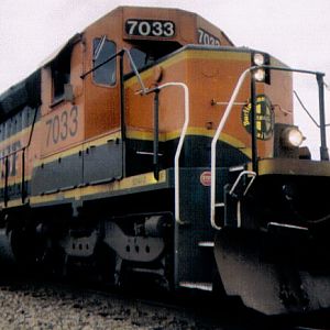 BNSF 7033