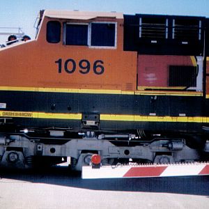 BNSF 1096