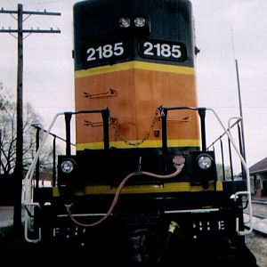 BNSF 2185