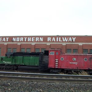 The GNRY Building, SD40-2 & the rotary snowplow