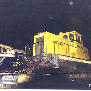 CSX Q375  Navy Load, DODX Flat