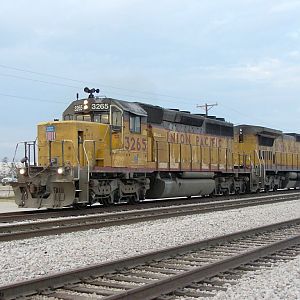 UP 3265 SD40-2 (Snoot)