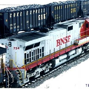 BNSF 724 CW44-9