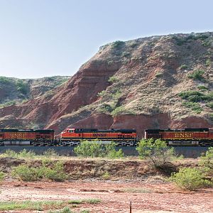 BNSF Power at Belva