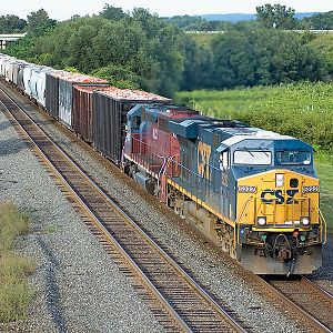 Westbound CSX Q393