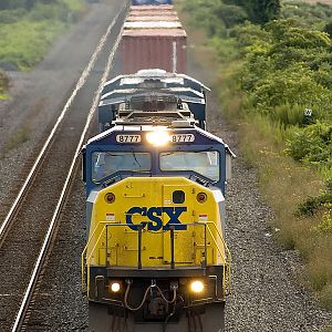 Eastbound CSX Q16405