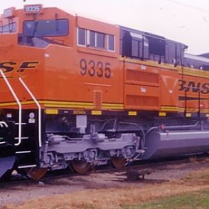 BNSF 9335