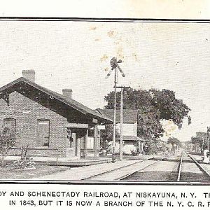 T&S Station at Niskayuna, N.Y. postcard