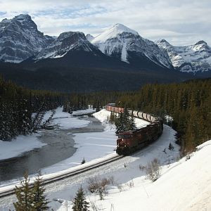 Eastbound Freight at Morants Curve