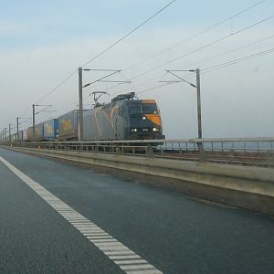 Freighttrain on the bridge