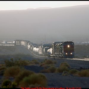 BNSF 560 leads the Cadiz Local out of Ludlow, CA