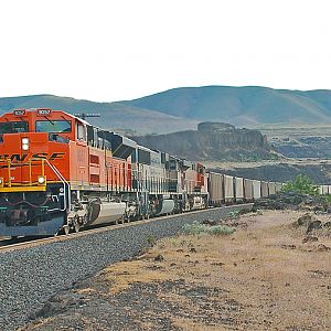 BNSF SD70ACe