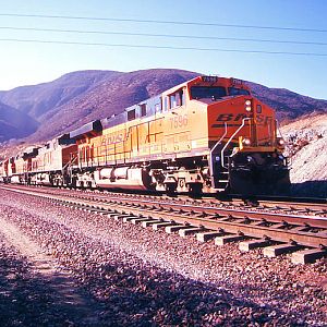 BNSF Powerbar Through Blue Cut