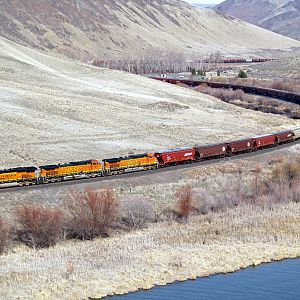 Eastbound Thru the Yakima Canyon