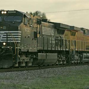 MG_7598-1_NS_and_UP_STACK_Train_Milano_Texas