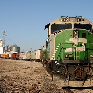 BNSF 8170 - Fargo OK