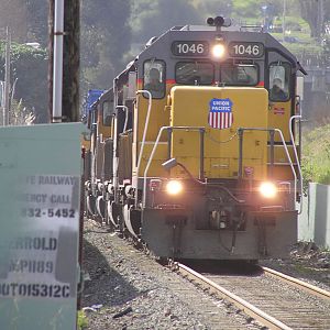 UP Freight Coming into San Francisco