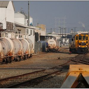 BNSF 1201 spotting at Dunn