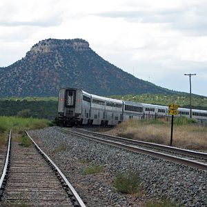 Rounding the curve in front of Starvation Peak