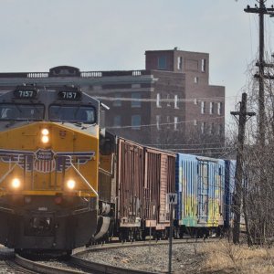 NS 309 in Ashtabula Ohio with UP 7157 Leading