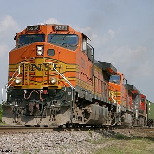 BNSF 5266