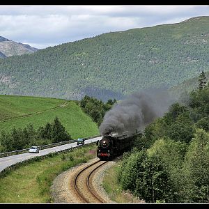Steaming up Romsdalen