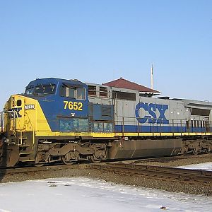 CSXT 7652