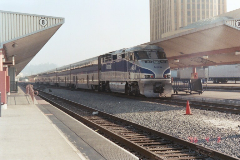 Amtrak 451