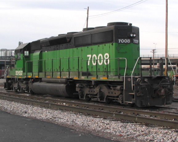 BNSF 7008 from the back side
