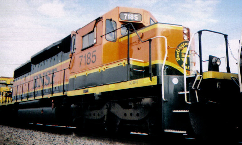 BNSF 7185