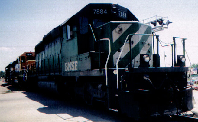 BNSF 7884