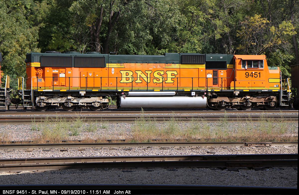 BNSF 9451