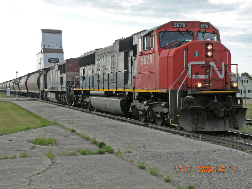 CN 853 at Gilbert Plains