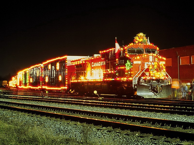 CPR Holiday train 2004 in London, Ontario