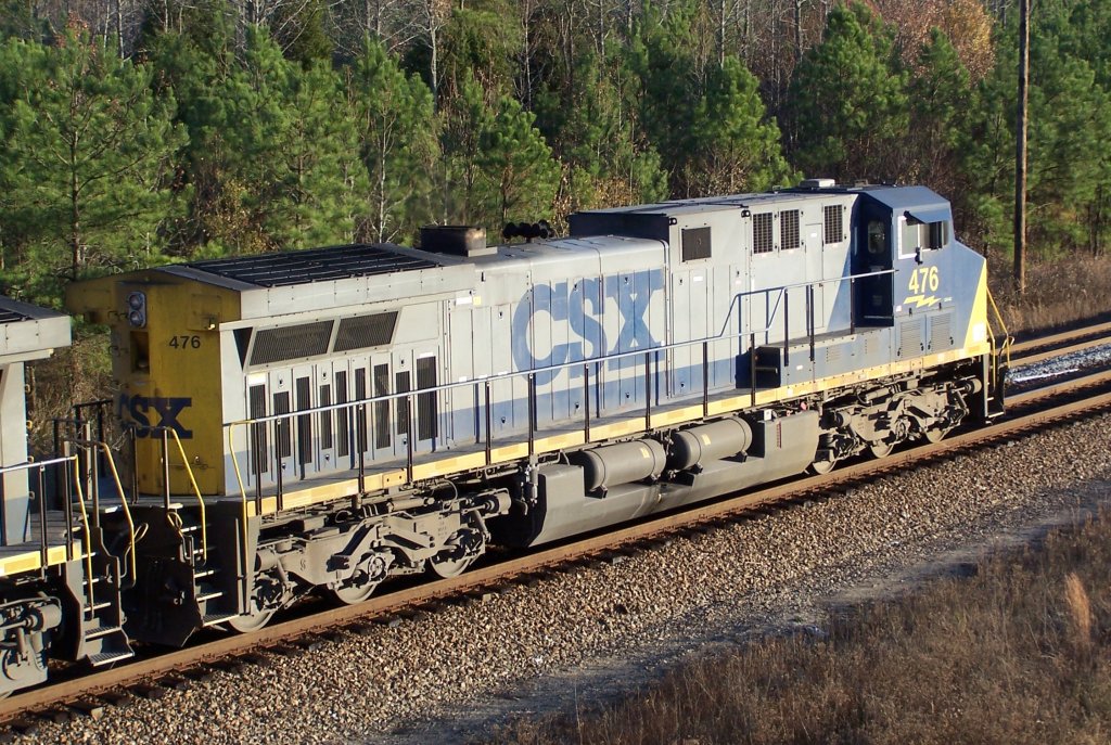 CSXT 476 at North Collier