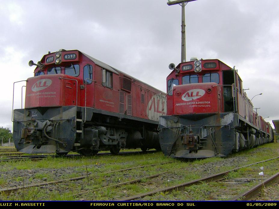 EMD G22U 4397 and 4321