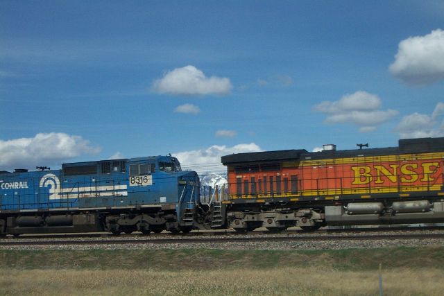 GE's at the head of a stack train