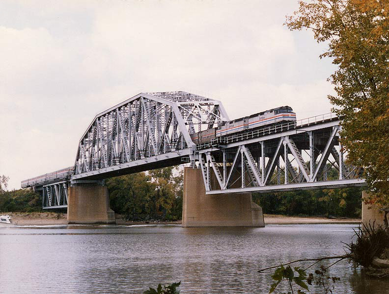 Illinois River bridge at Chillicothe, IL.