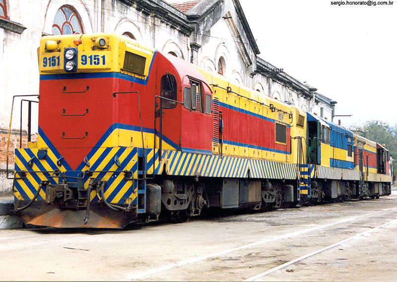 Locomotives in Mayrink 26