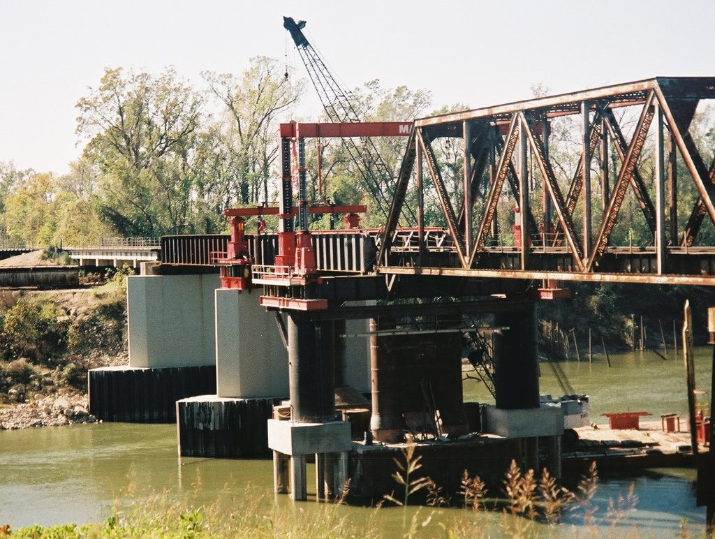 New Thru Bridge installation day fall 2004