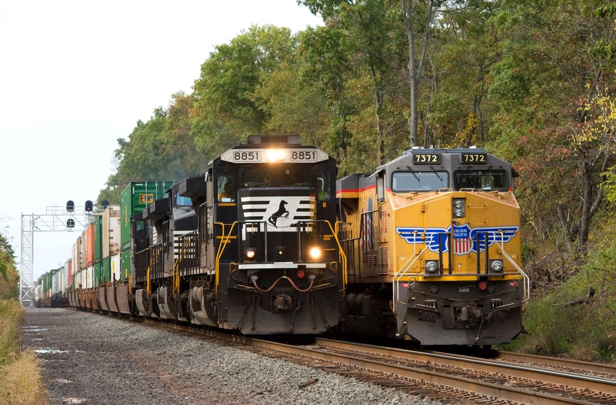 Norfolk Southern & Union Pacific