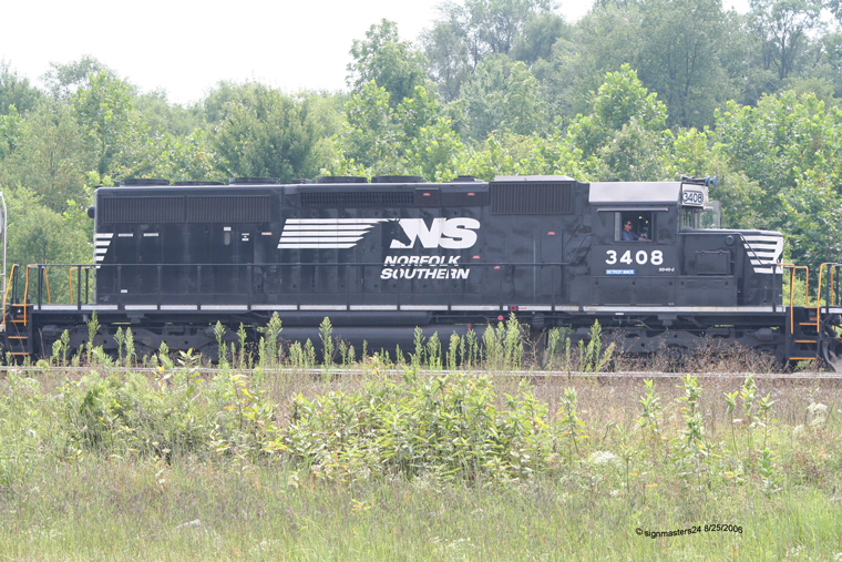 NS 3408 working the east end of R. Young yard Elkhart, IN