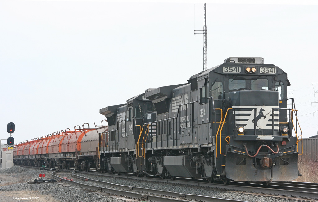 NS #3541 B32-8 Pine Junction, IN