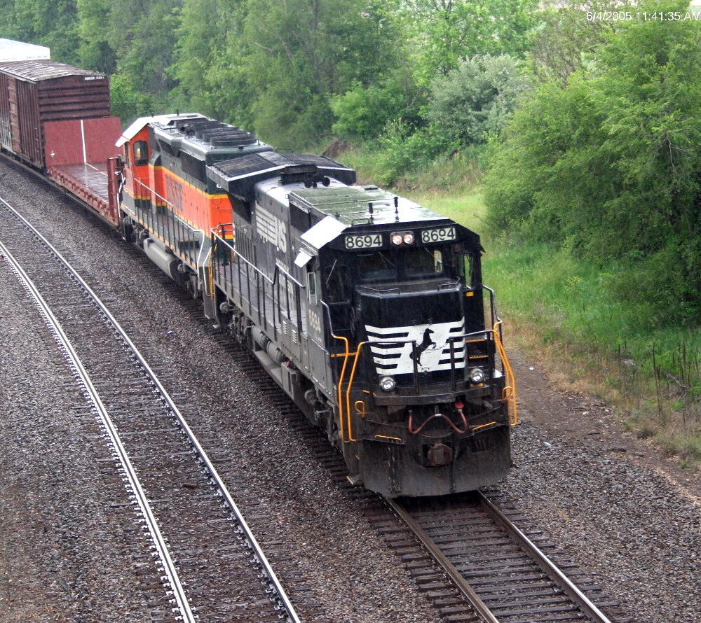 NS 8694 on the BNSF